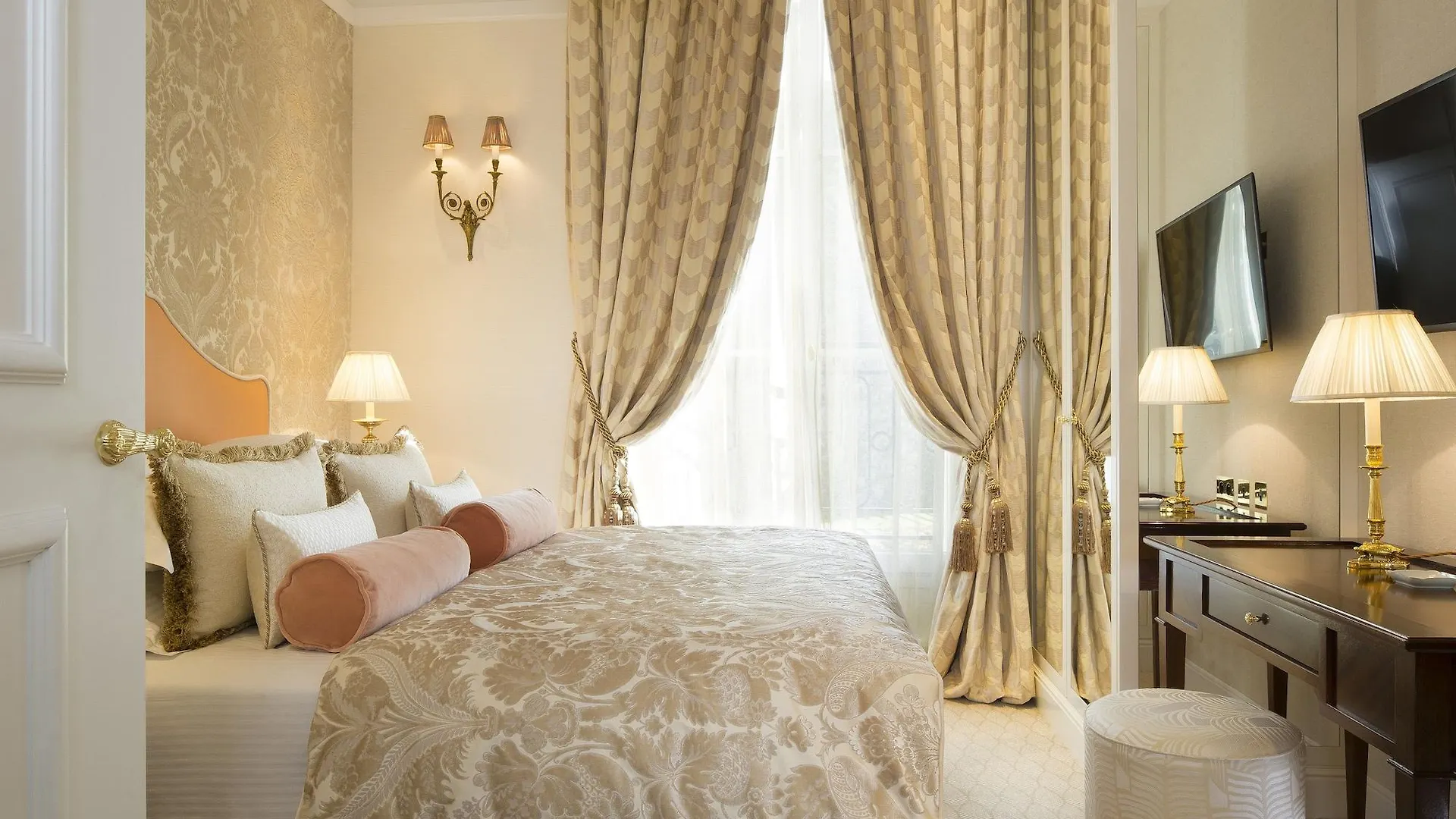 Relais Christine 5*