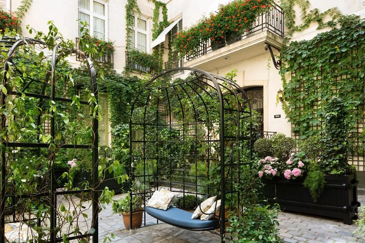 Hotell Relais Christine 5*